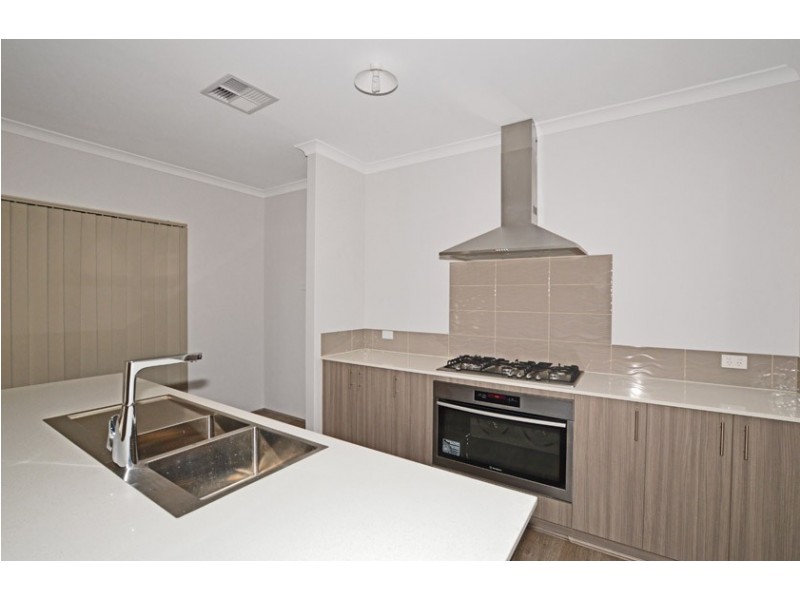 129 Broadway Boulevard, Piara Waters WA 6112