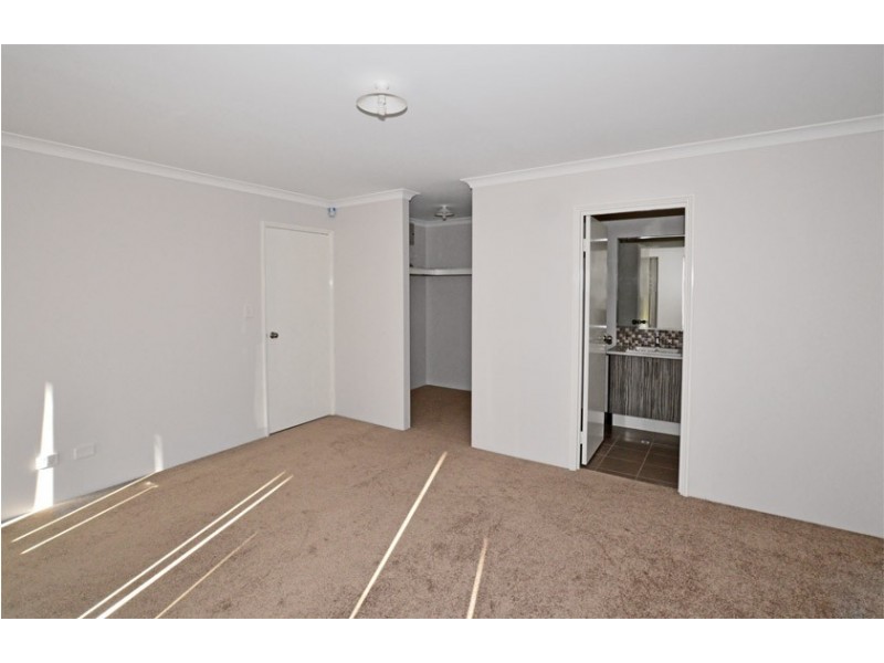 129 Broadway Boulevard, Piara Waters WA 6112