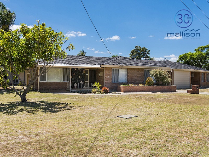 2 Greenwood Place, Lynwood WA 6147