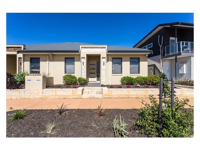 18A Torrey Crescent, Aubin Grove WA 6164