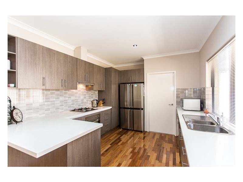 18A Torrey Crescent, Aubin Grove WA 6164