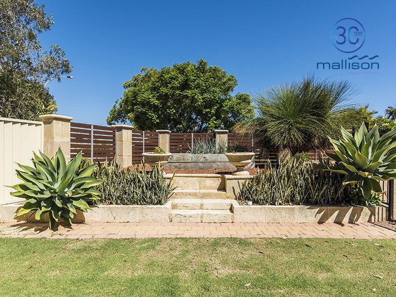 16 Gatineau Grove, Bibra Lake WA 6163