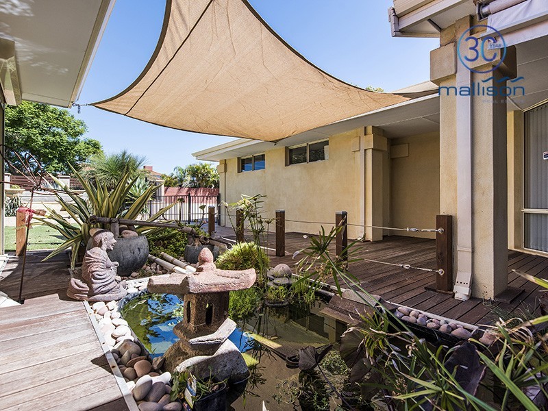 16 Gatineau Grove, Bibra Lake WA 6163