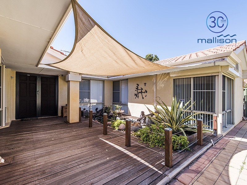 16 Gatineau Grove, Bibra Lake WA 6163