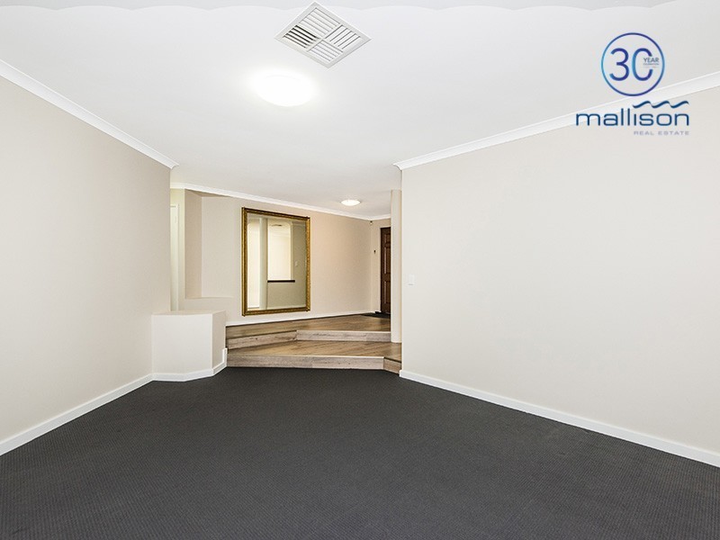 16 Gatineau Grove, Bibra Lake WA 6163