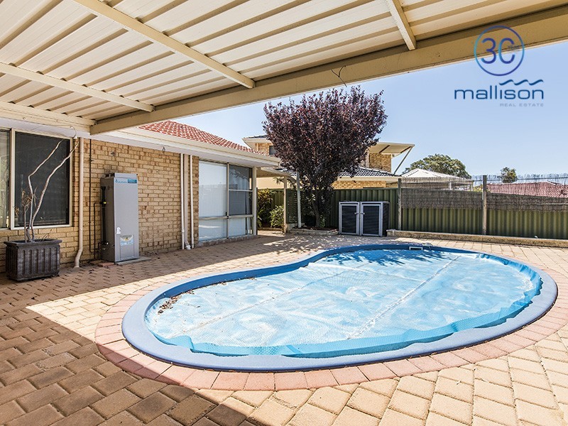 16 Gatineau Grove, Bibra Lake WA 6163