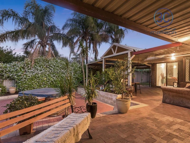 35 Ningaloo Way, Thornlie WA 6108