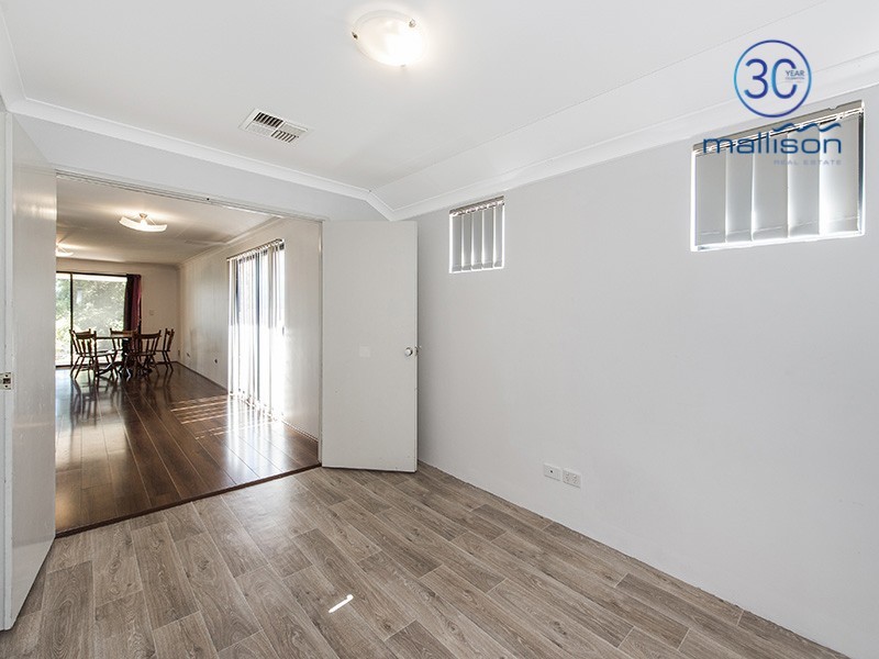 9 Bordeaux Parade, Piara Waters WA 6112