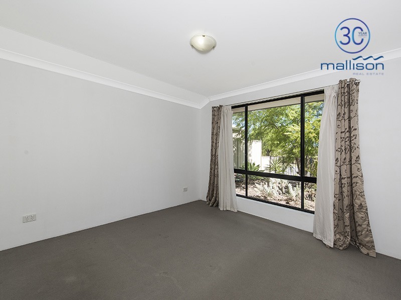 9 Bordeaux Parade, Piara Waters WA 6112