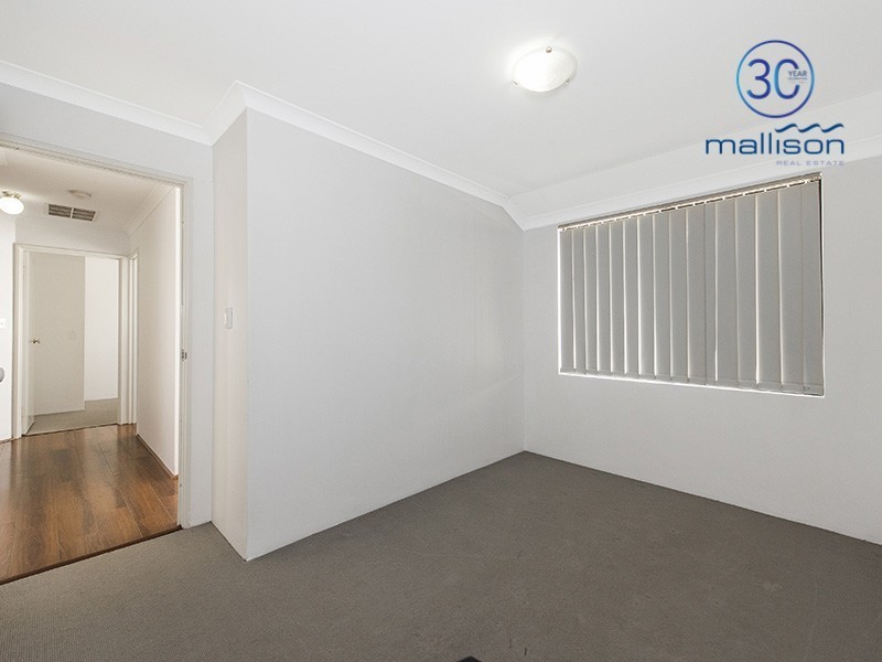 9 Bordeaux Parade, Piara Waters WA 6112