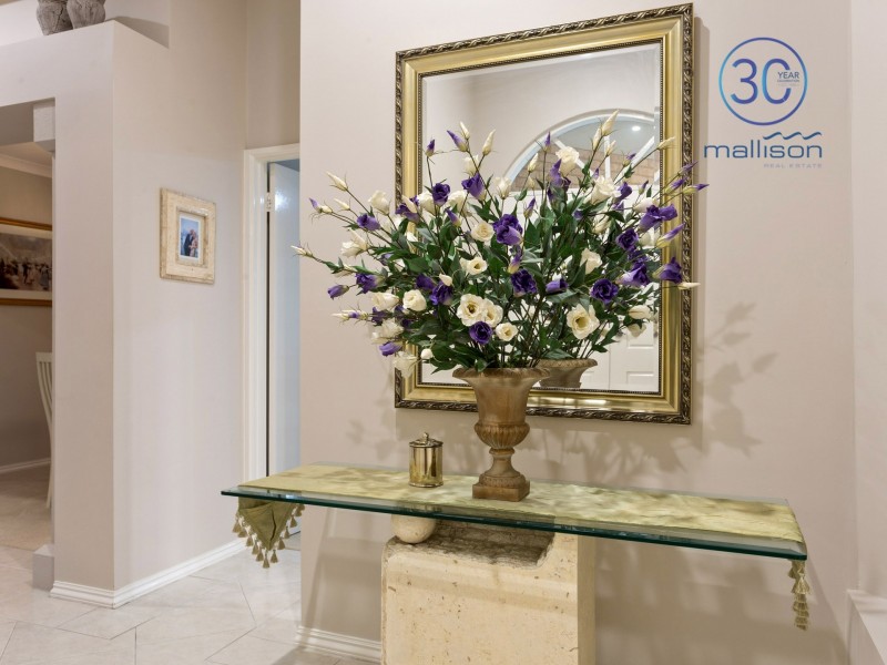 11 Raeside Way, Canning Vale WA 6155