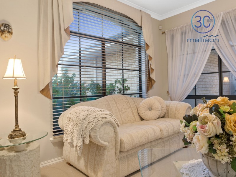 11 Raeside Way, Canning Vale WA 6155