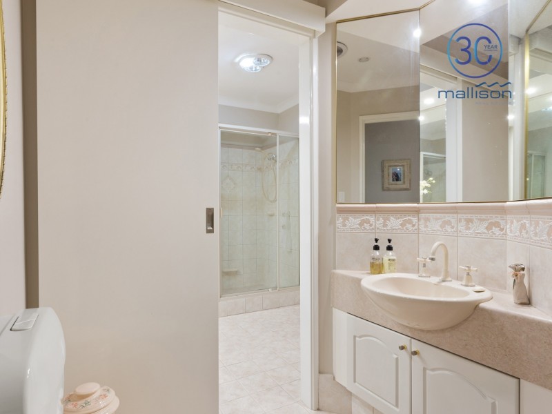 11 Raeside Way, Canning Vale WA 6155