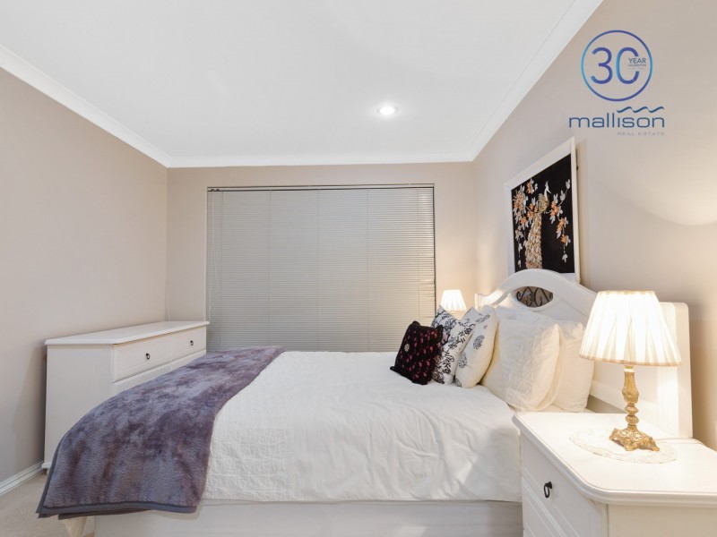 11 Raeside Way, Canning Vale WA 6155