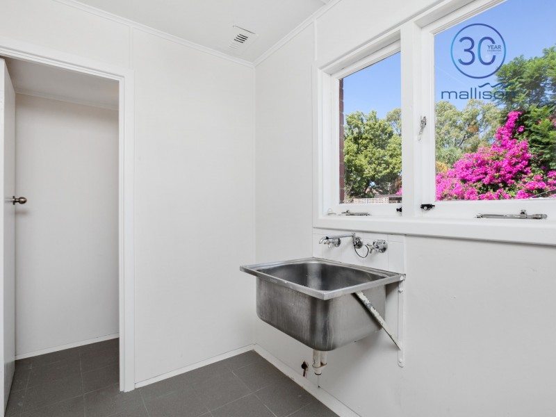 12 Cabarita Road, Armadale WA 6112