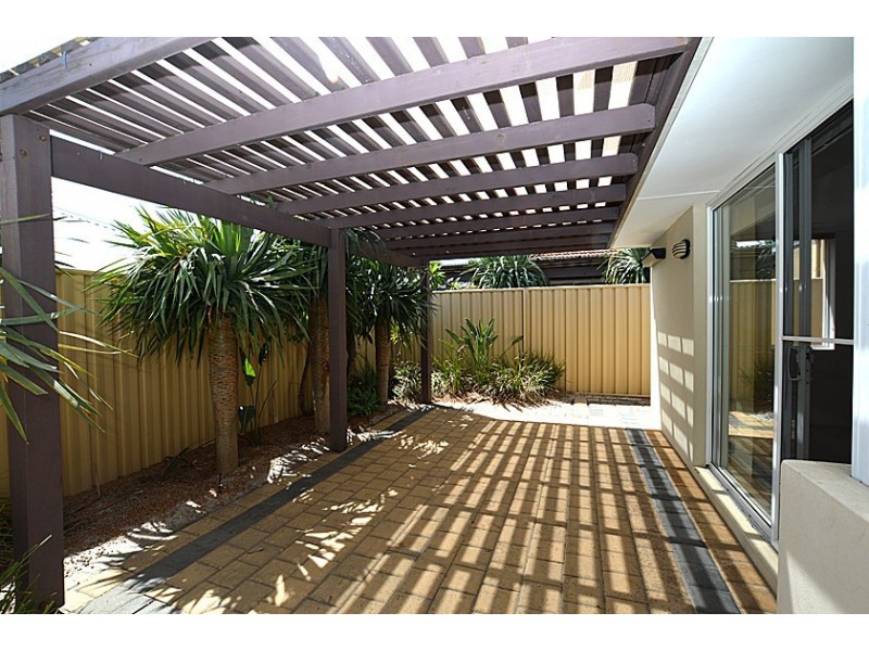 3/25 Ellesmere Circuit, Success WA 6164