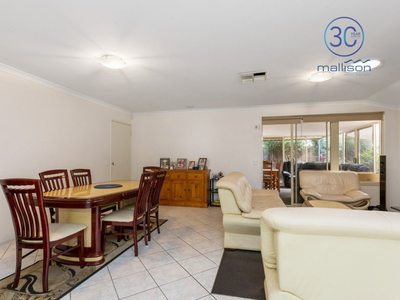 5 Davidia Lake Drive, Canning Vale WA 6155