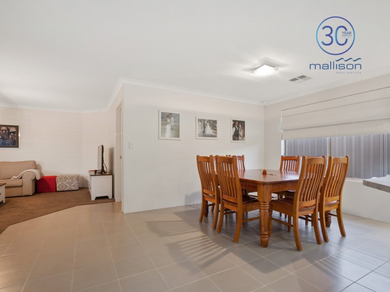 5 Bordeaux Parade, Piara Waters WA 6112