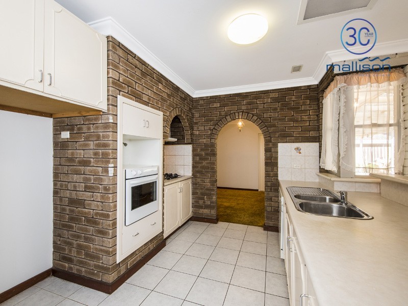 137 Parry Avenue, Bull Creek WA 6149