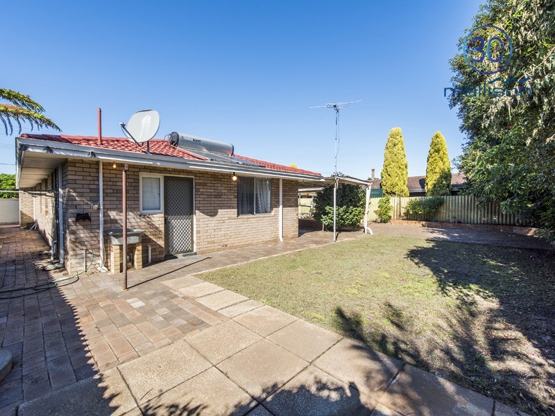 137 Parry Avenue, Bull Creek WA 6149