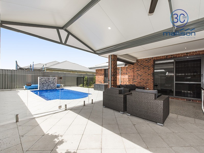 61 Kokoda Boulevard, Byford WA 6122
