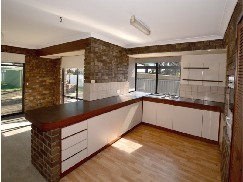 32 Garden Road, Spearwood WA 6163