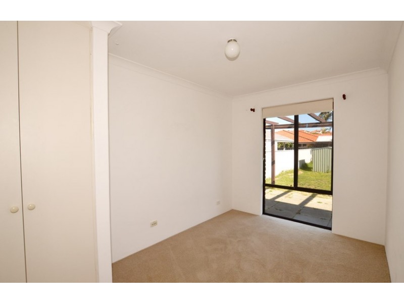 32 Garden Road, Spearwood WA 6163