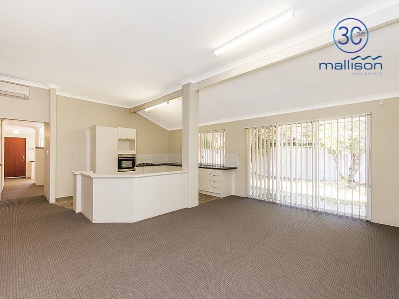15 Ursuline Vista, Queens Park WA 6107