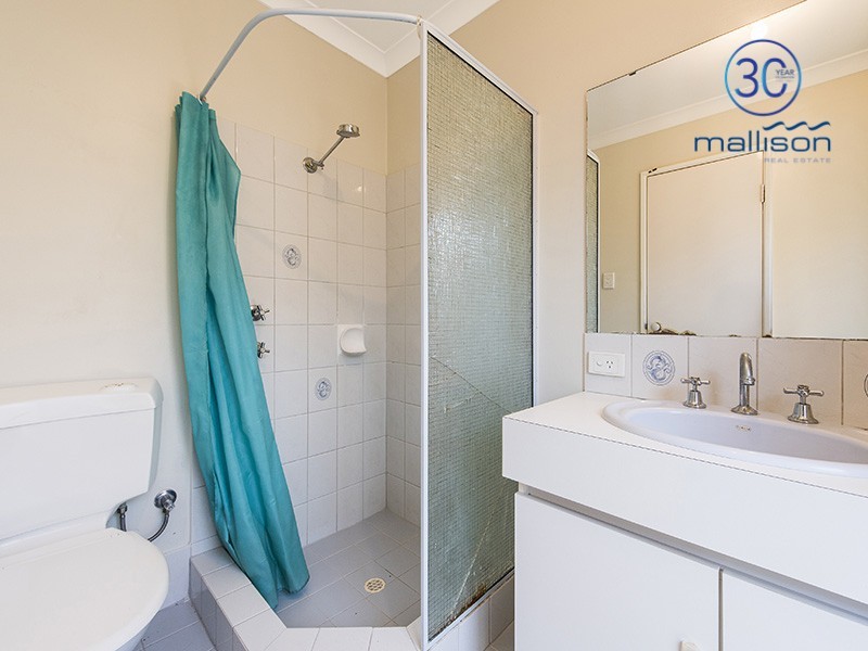 15 Ursuline Vista, Queens Park WA 6107