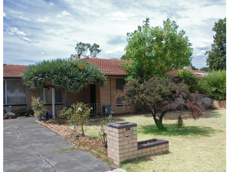 52 Gilbertson Road, Kardinya WA 6163