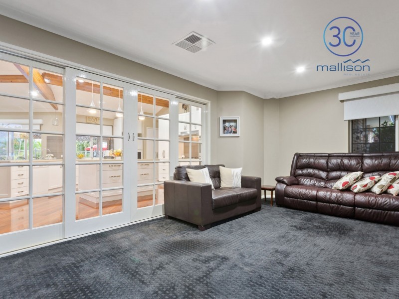 5 Caladenia Place, Canning Vale WA 6155