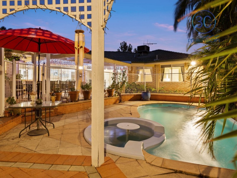 5 Caladenia Place, Canning Vale WA 6155