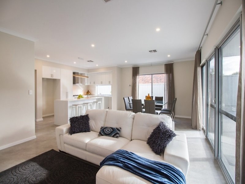 205B Riseley Street, Booragoon WA 6154