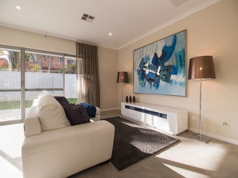 205B Riseley Street, Booragoon WA 6154