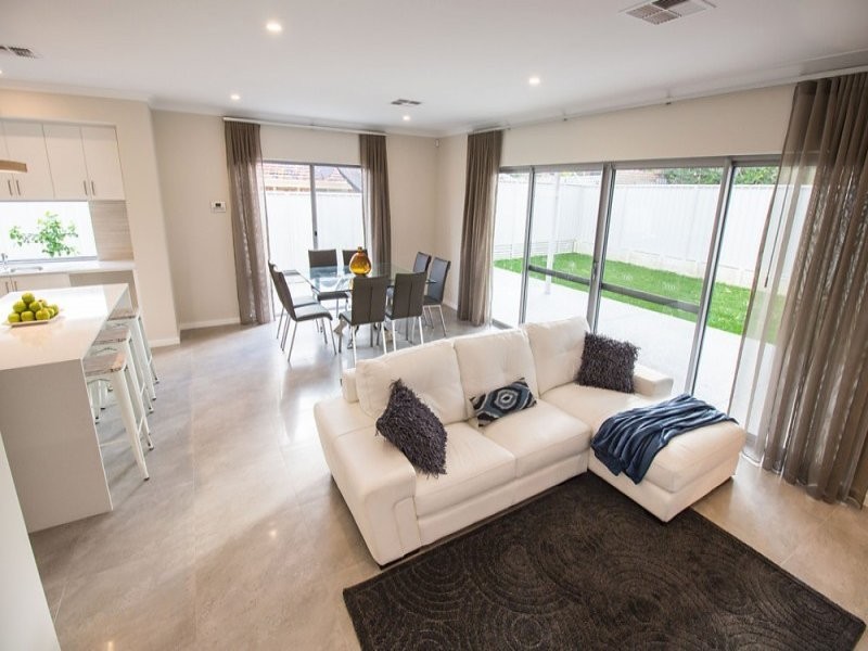 205B Riseley Street, Booragoon WA 6154