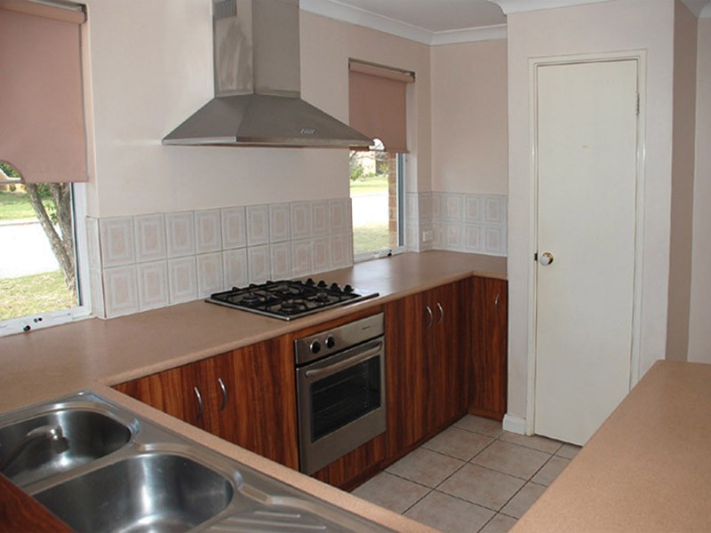 16A Vesta Crescent, Shelley WA 6148