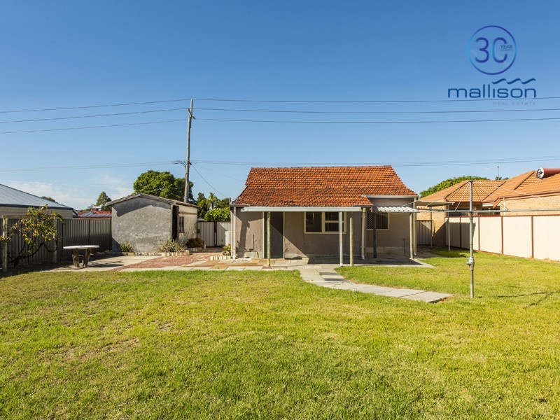 32 Gerard Street, East Cannington WA 6107