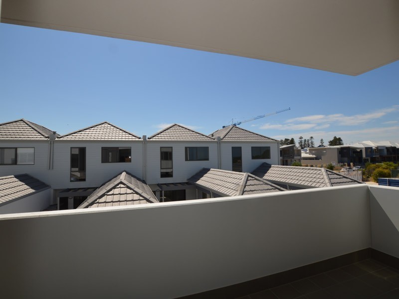 38/25 O’Connor Close, North Coogee WA 6163