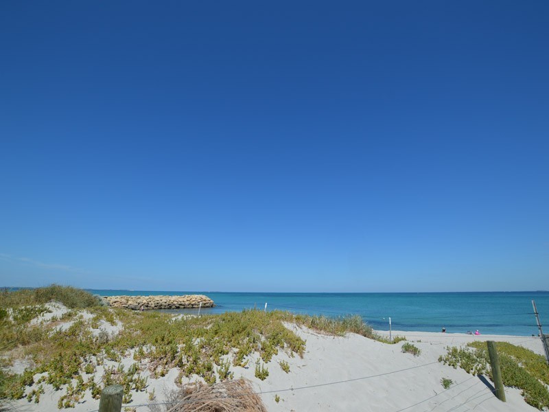 38/25 O’Connor Close, North Coogee WA 6163