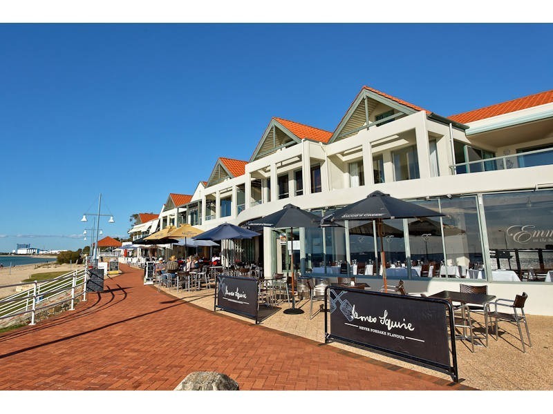 21 Weld Street, Rockingham WA 6168