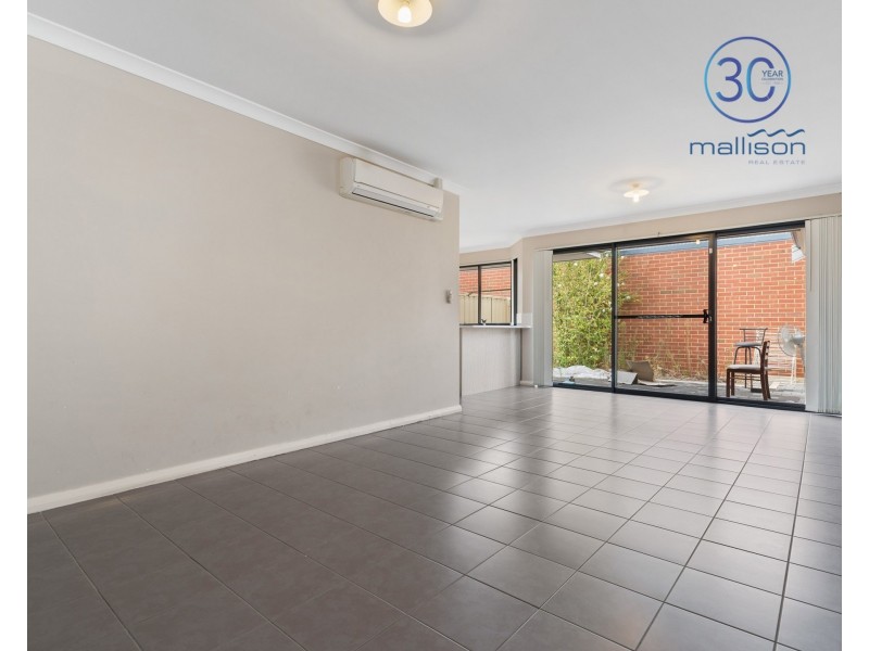 24/11 Hazlett Way, Canning Vale WA 6155