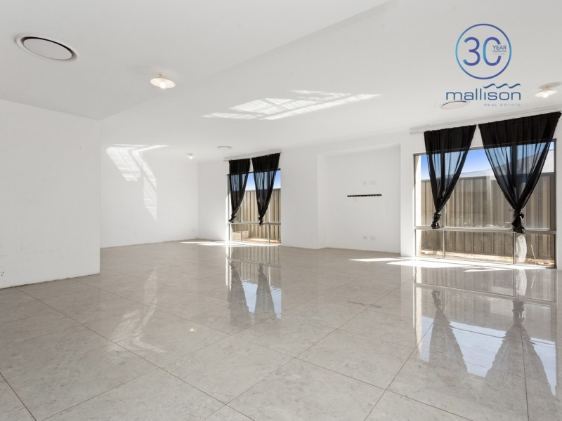 1 Flindell Way, Piara Waters WA 6112