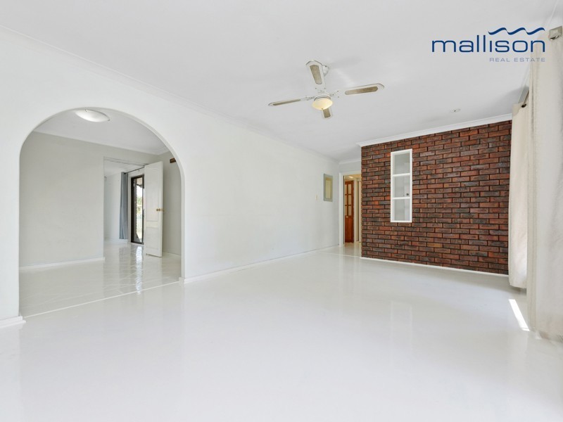 57 Lyrebird Way, Thornlie WA 6108