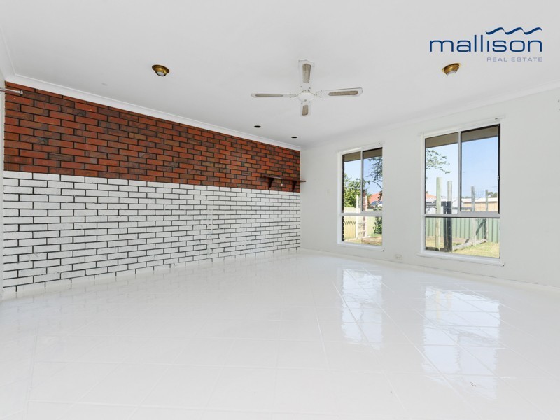 57 Lyrebird Way, Thornlie WA 6108