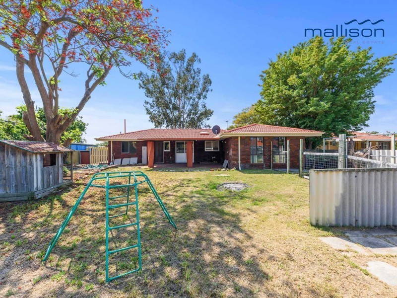 57 Lyrebird Way, Thornlie WA 6108
