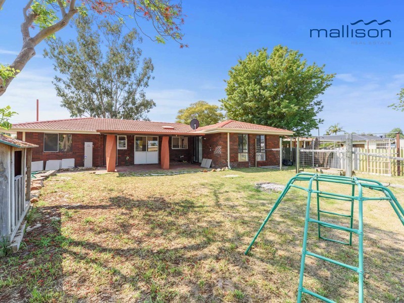 57 Lyrebird Way, Thornlie WA 6108