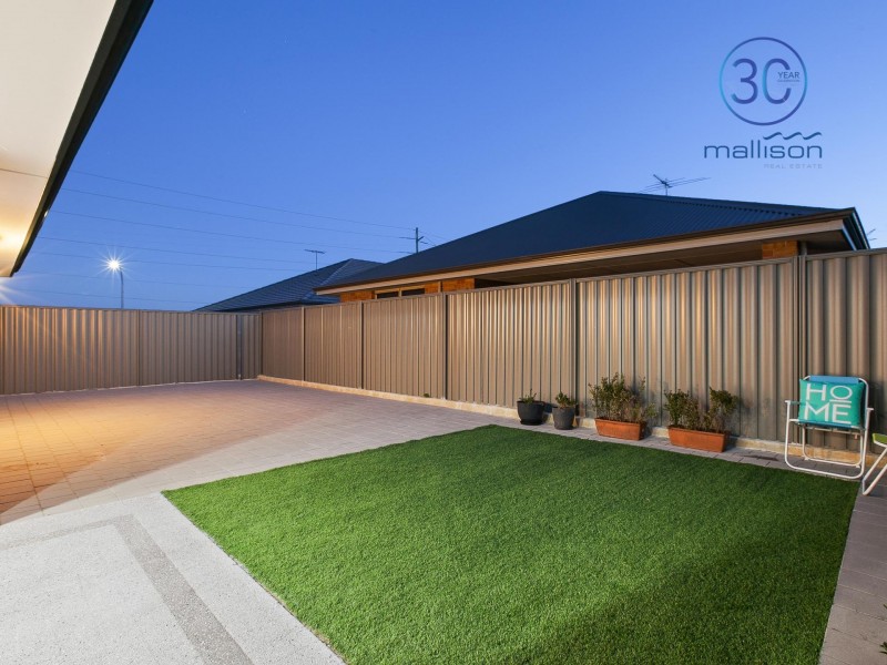 25 Chatham Way, Harrisdale WA 6112