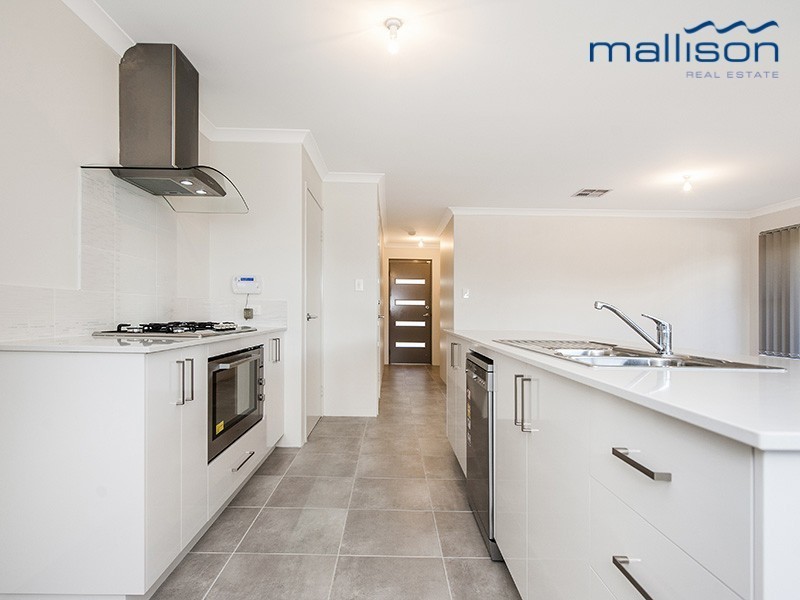 20 Atalaya Loop, Wandi WA 6167