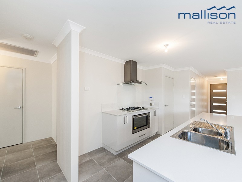 20 Atalaya Loop, Wandi WA 6167