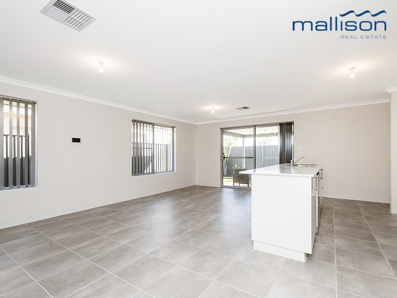 20 Atalaya Loop, Wandi WA 6167